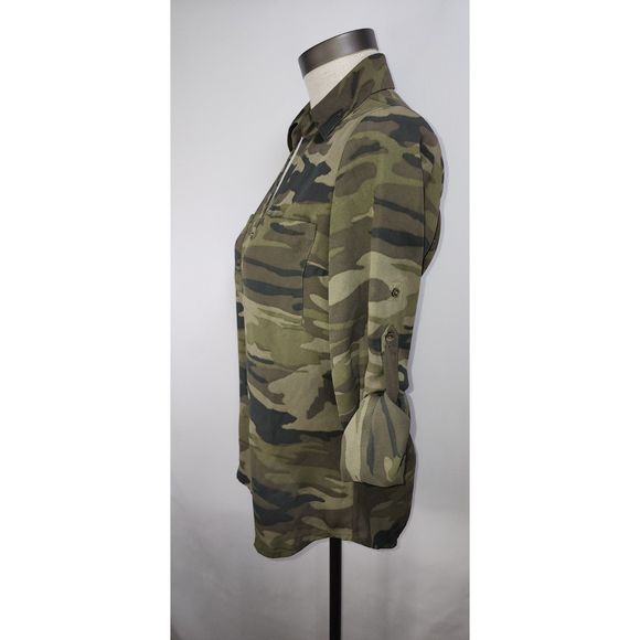 Express women's camo button down blouse with roll tab sleeves size small - Picture 2 of 7